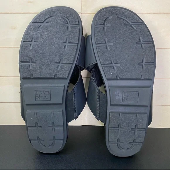 Frye Co Rocco Slides Men's Size 13 Shoes Black Faux Leather Cross Strap Sandals - Picture 9 of 11